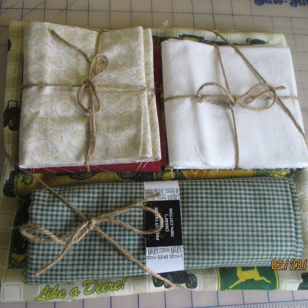 JOHN DEERE FABRIC BUNDLE-24 PIECE-NEW